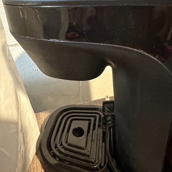 Wonder Woman Coffee Maker - Picture 4 of 7